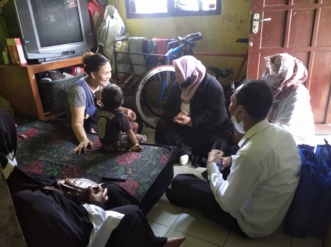 rw06-panmas-depok-kegiatan-monitoring-evaluasi-stunting-bkkbn-pusat-2