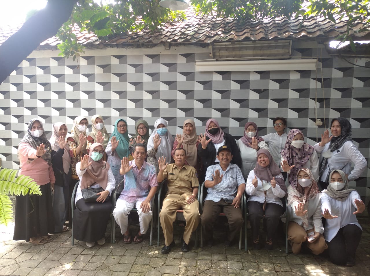 rw06-panmas-depok-kegiatan-monitoring-evaluasi-stunting-bkkbn-pusat-11