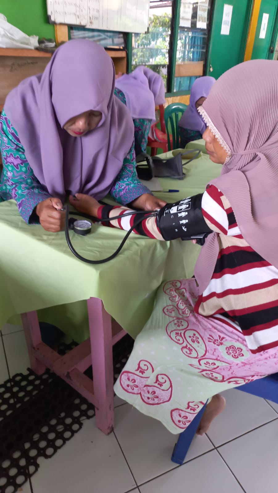 posbindu-kenanga-a-b-rw-06-dr-hurus-diyanto-9